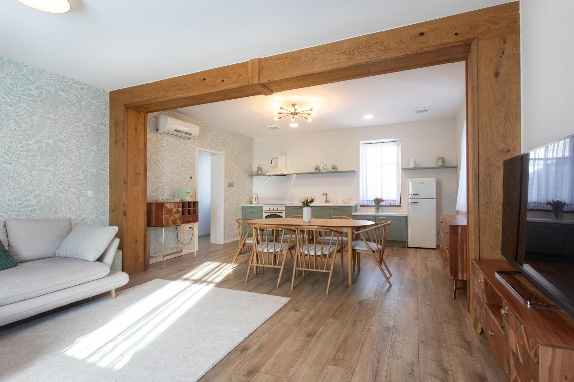 Superior Apartments Vito Блед Екстериор снимка