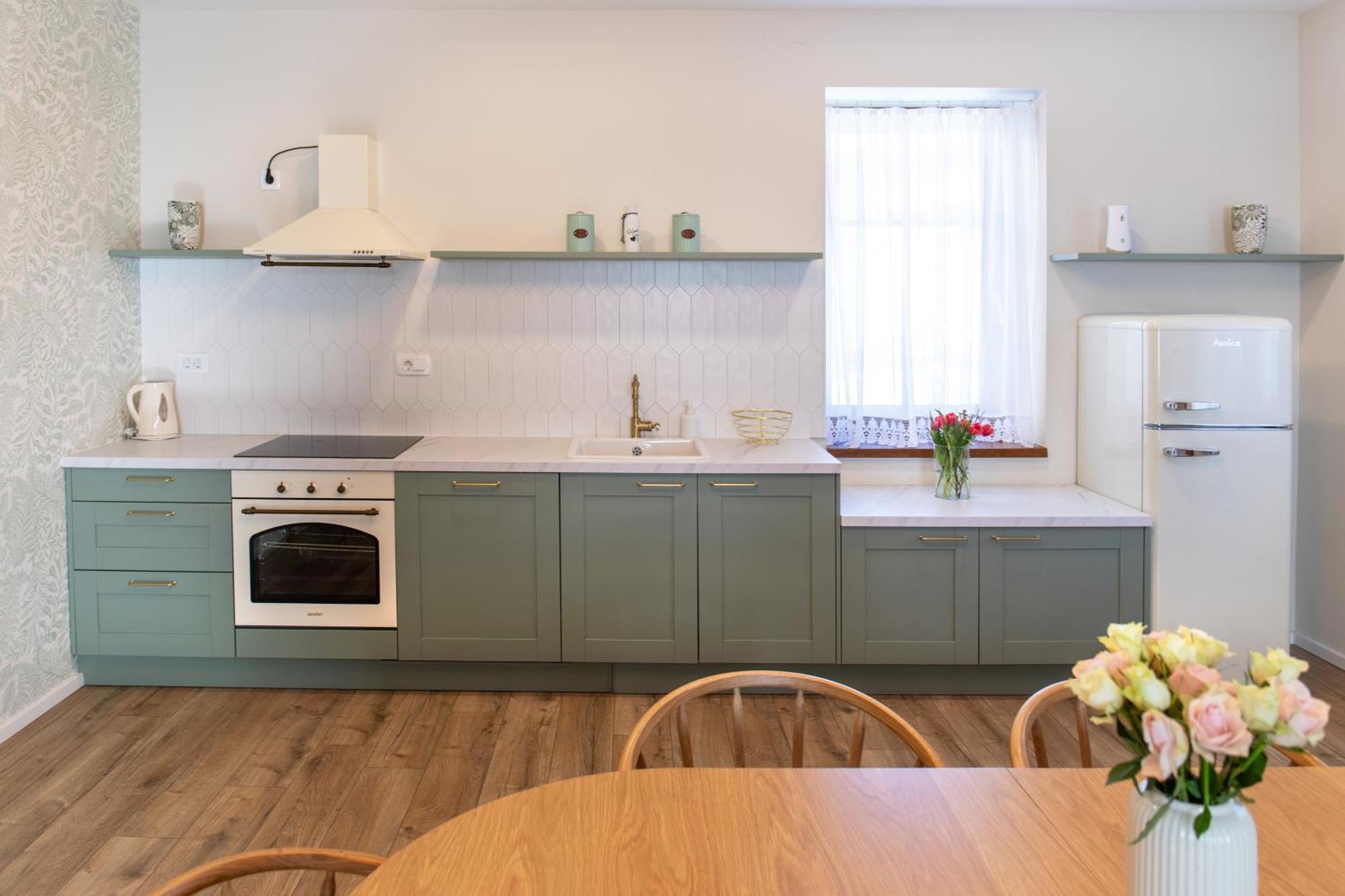 Superior Apartments Vito Блед Екстериор снимка